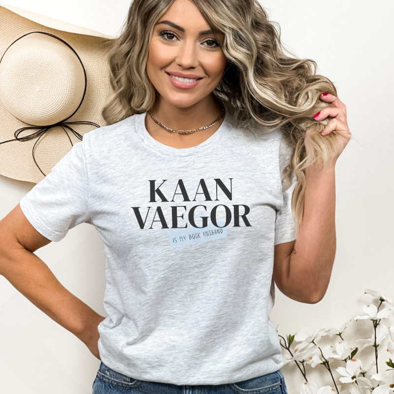 Book Husband Tee | When the Moon Hatched