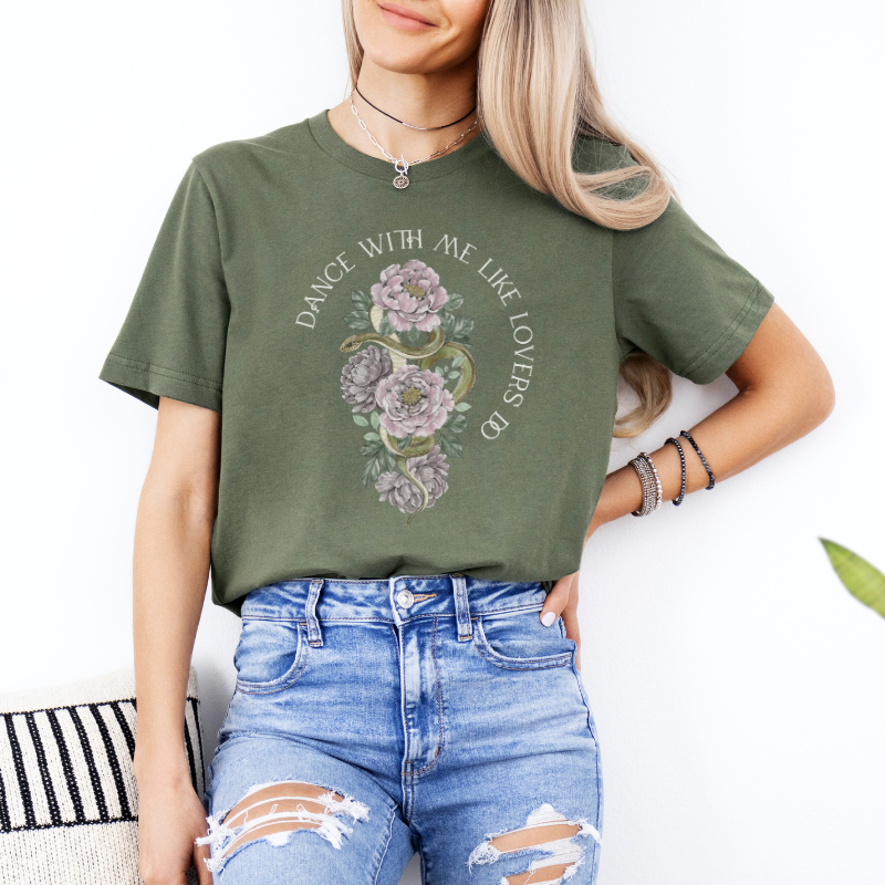 Dance with Me T-shirt | The serpent and the Wolf