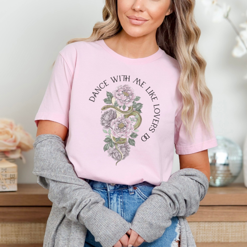 Dance with Me T-shirt | The serpent and the Wolf